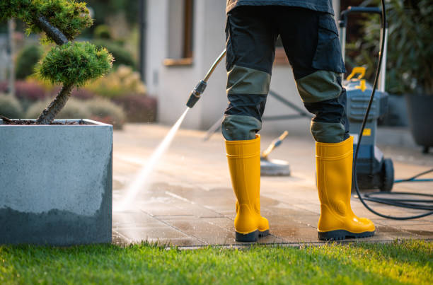 Best Commercial Building Pressure Washing  in Zeeland, MI